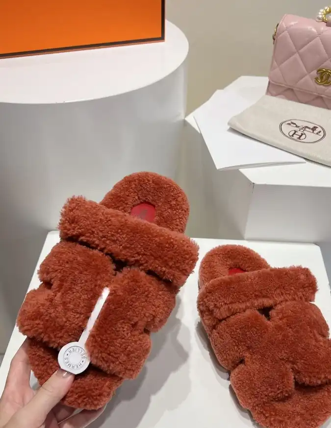 hype Hermes Slippers