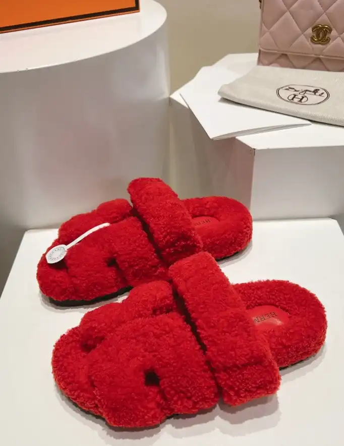 hype Hermes Slippers