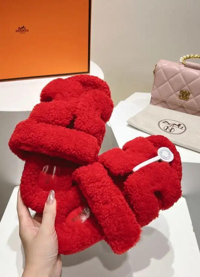 hype Hermes Slippers