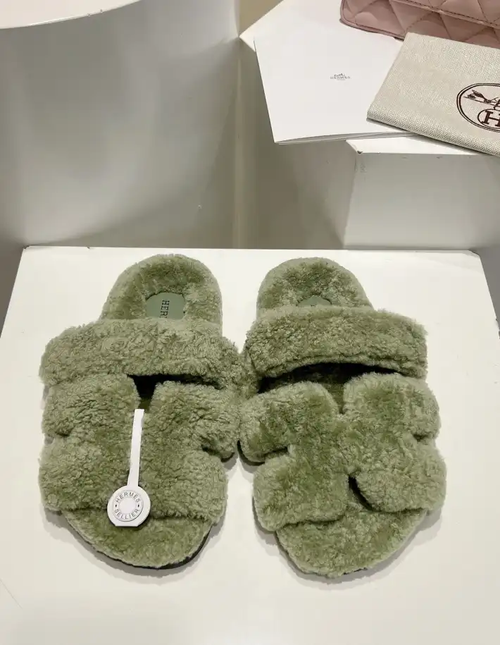 hype Hermes Slippers