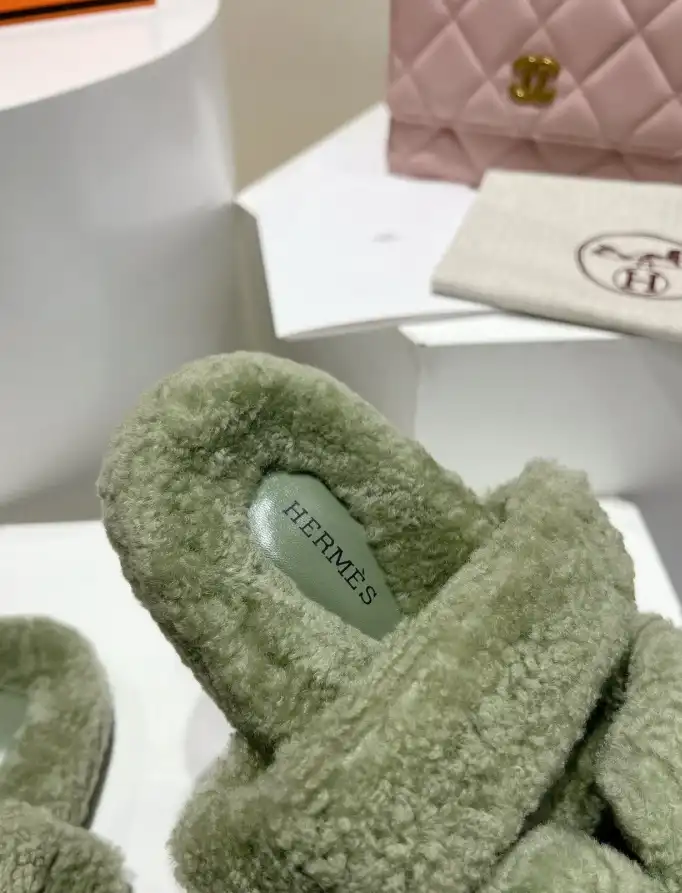 hype Hermes Slippers