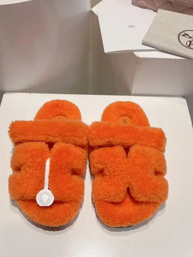 hype Hermes Slippers