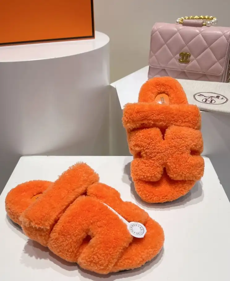 hype Hermes Slippers