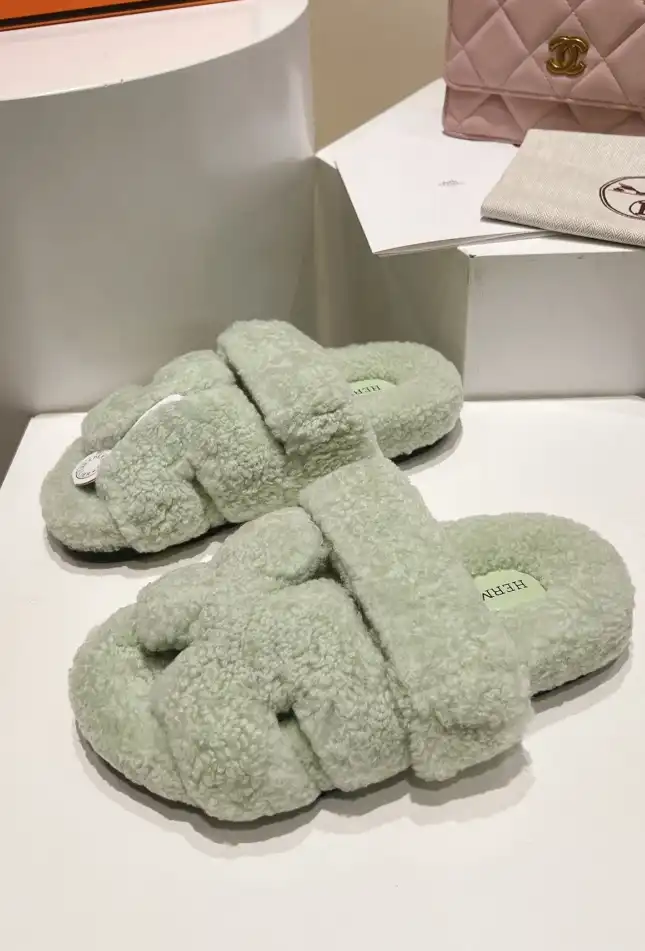 hype Hermes Slippers