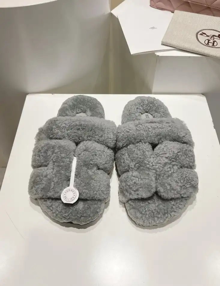 hype Hermes Slippers