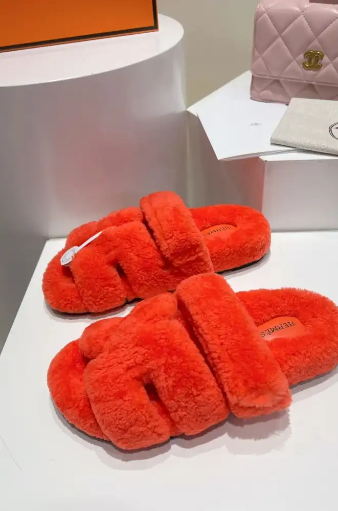 hype Hermes Slippers