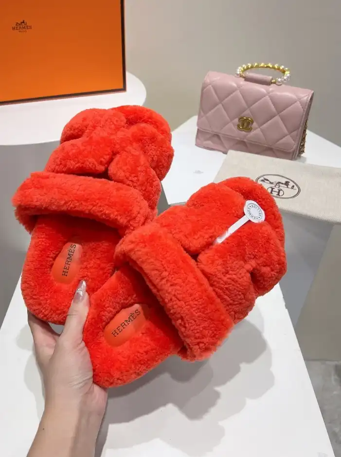 hype Hermes Slippers