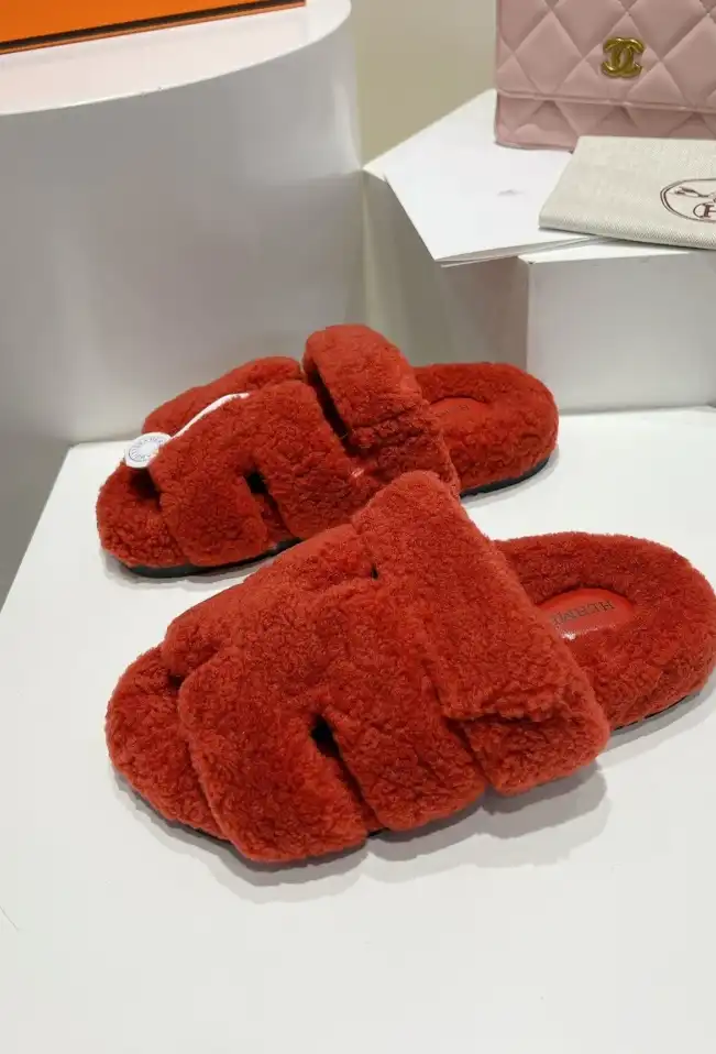 hype Hermes Slippers