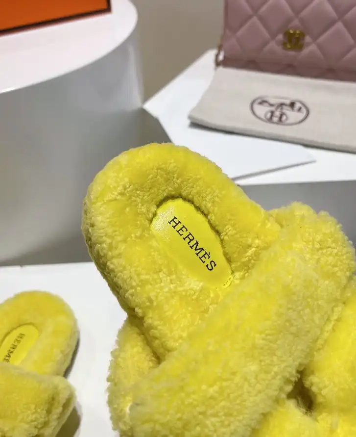 hype Hermes Slippers