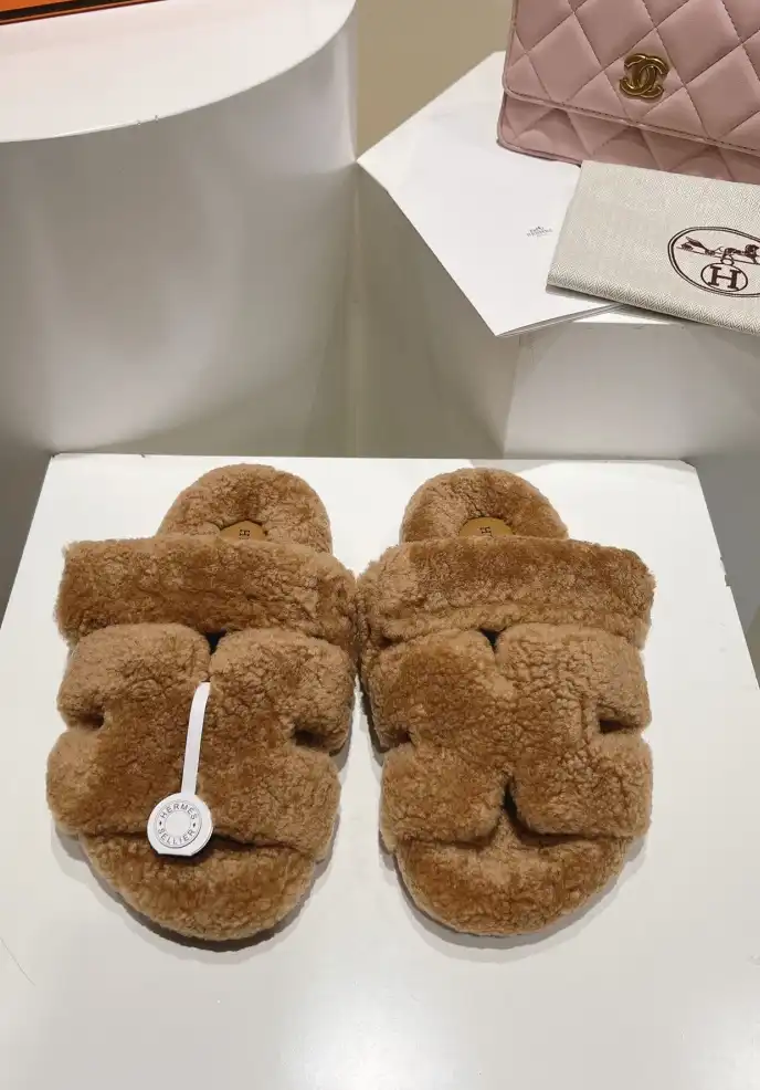 hype Hermes Slippers