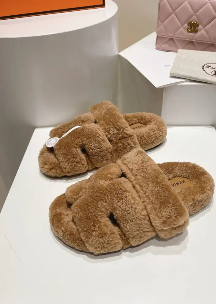 hype Hermes Slippers