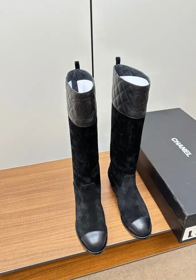 hype Chanel Boots