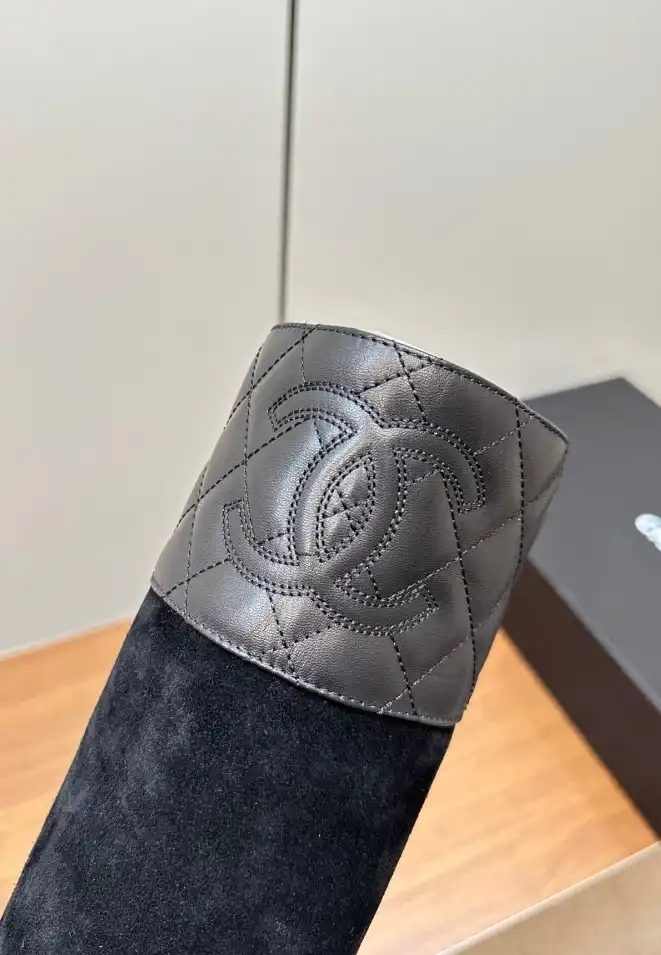 hype Chanel Boots