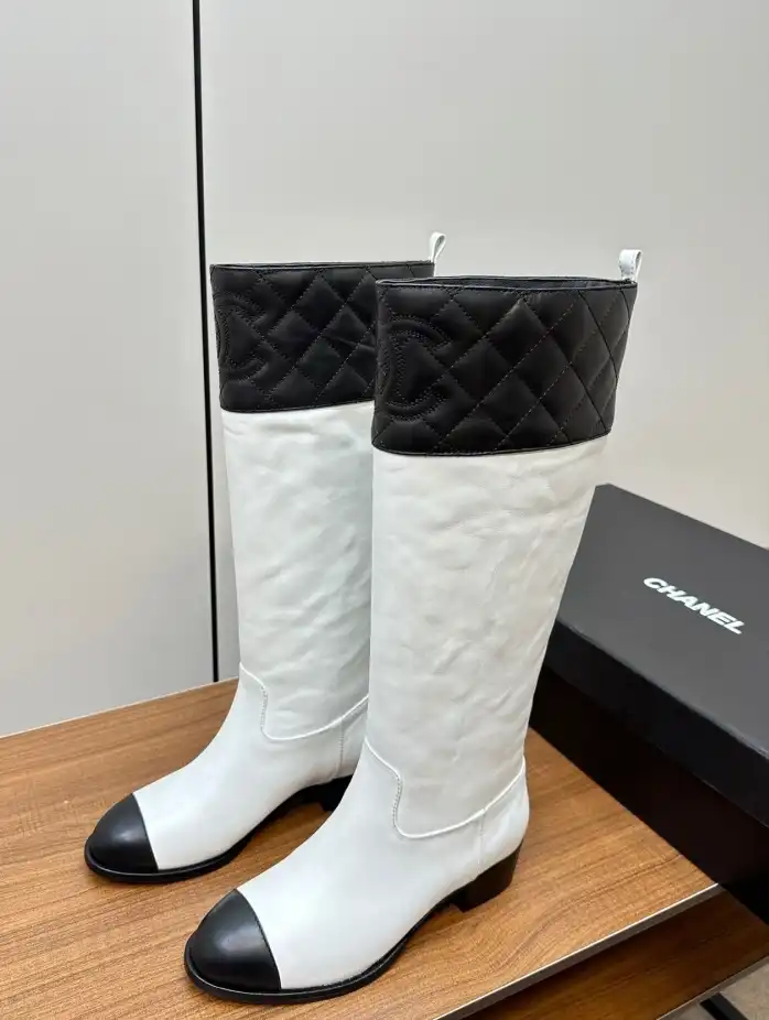 hype Chanel Boots