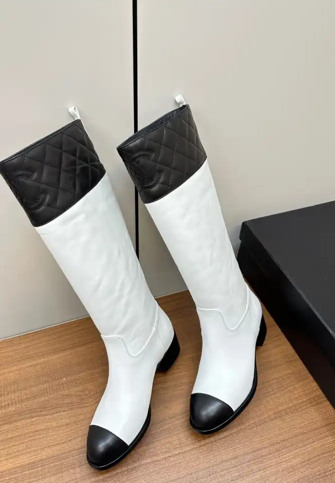 hype Chanel Boots