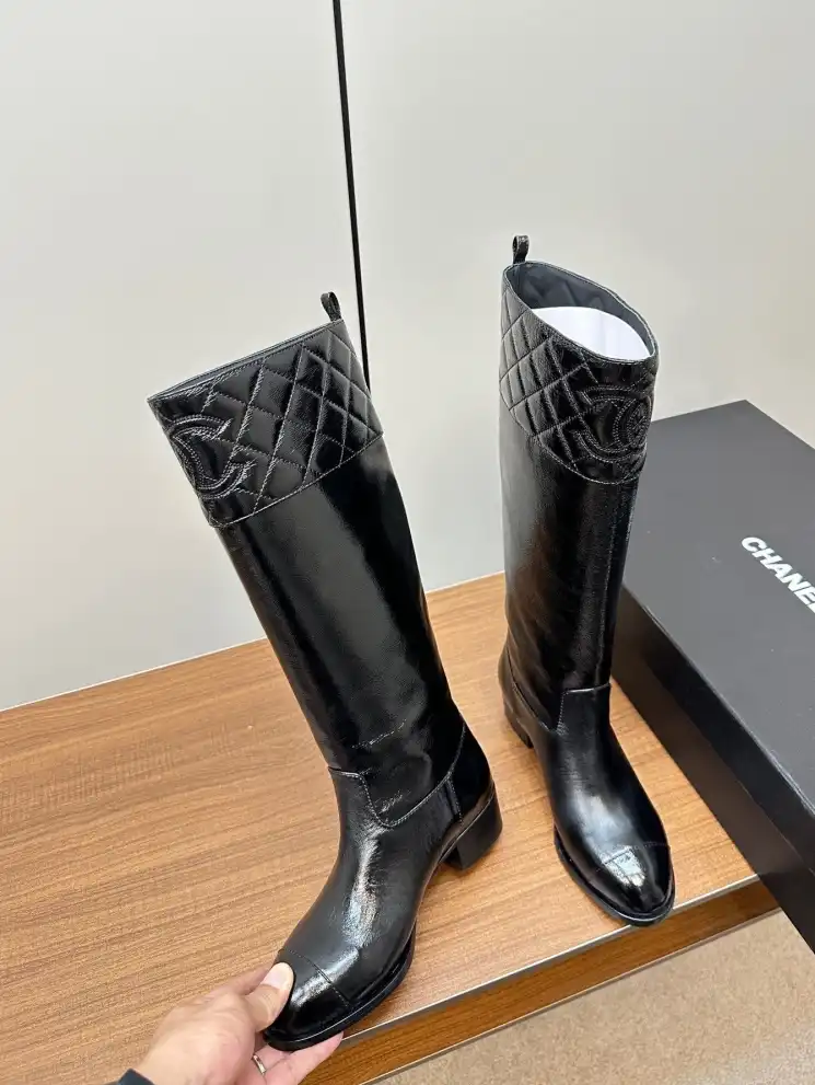 hype Chanel Boots