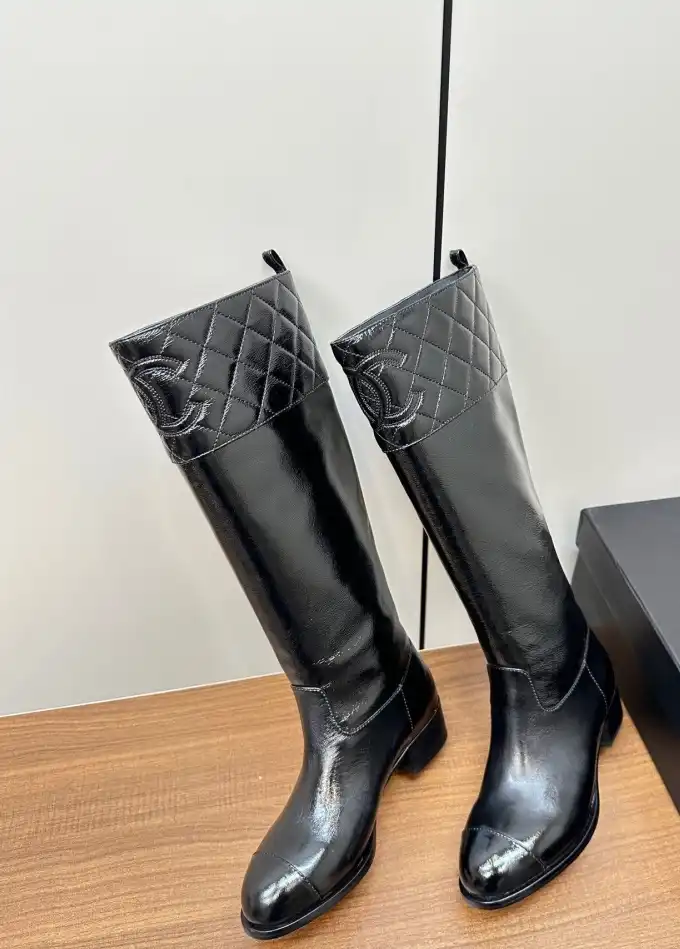 hype Chanel Boots