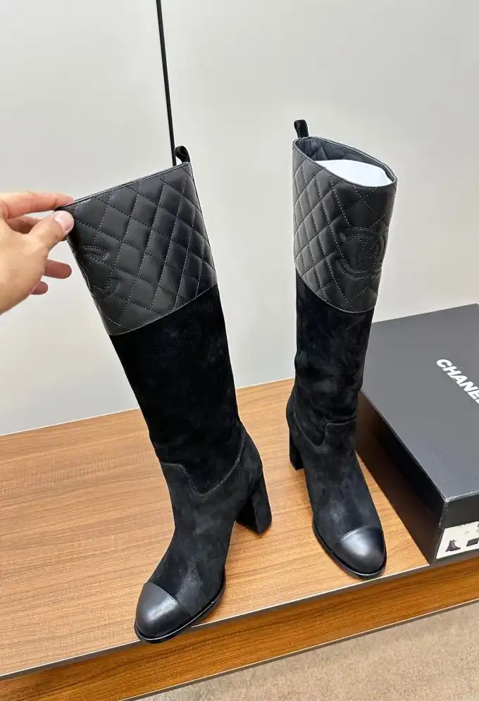 hype Chanel Boots