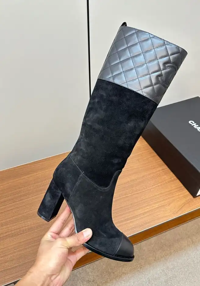 hype Chanel Boots