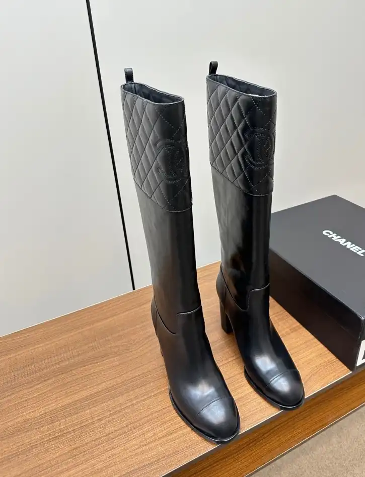 hype Chanel Boots