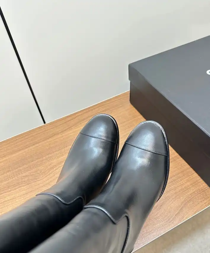 hype Chanel Boots