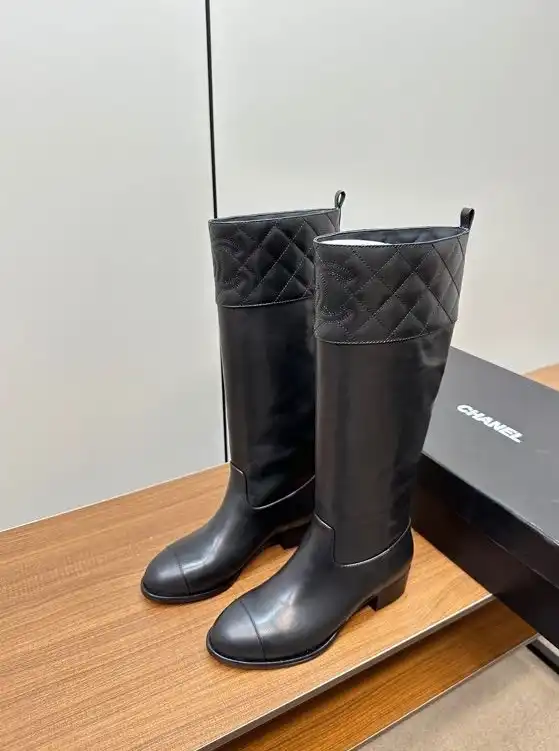 hype Chanel Boots