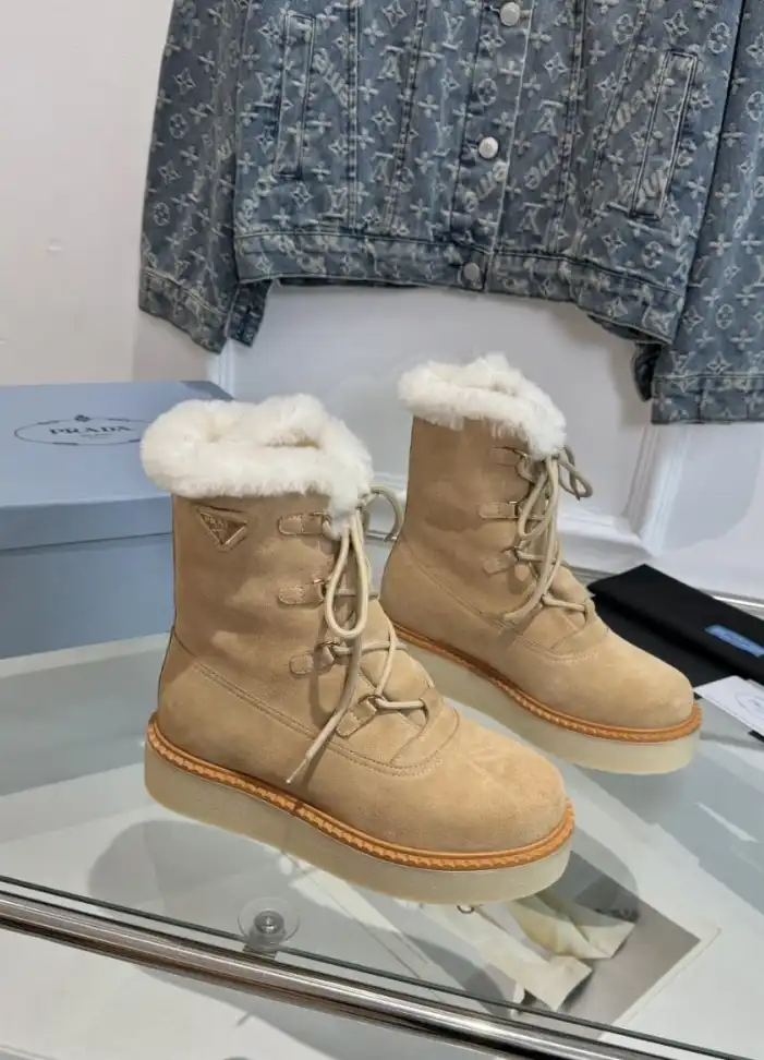 hype Prada Boots