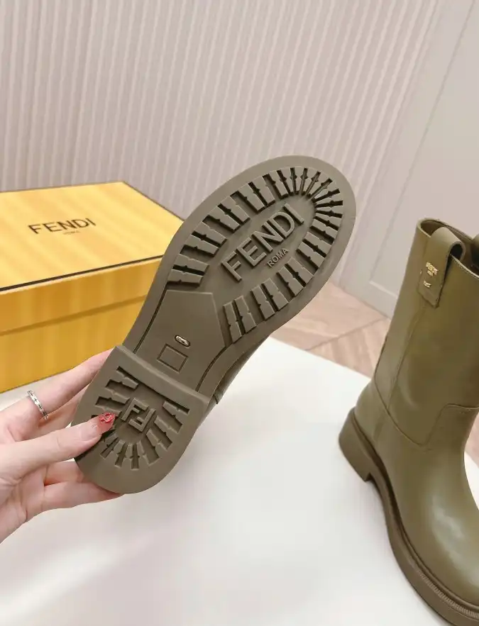 hype Fendi Boots