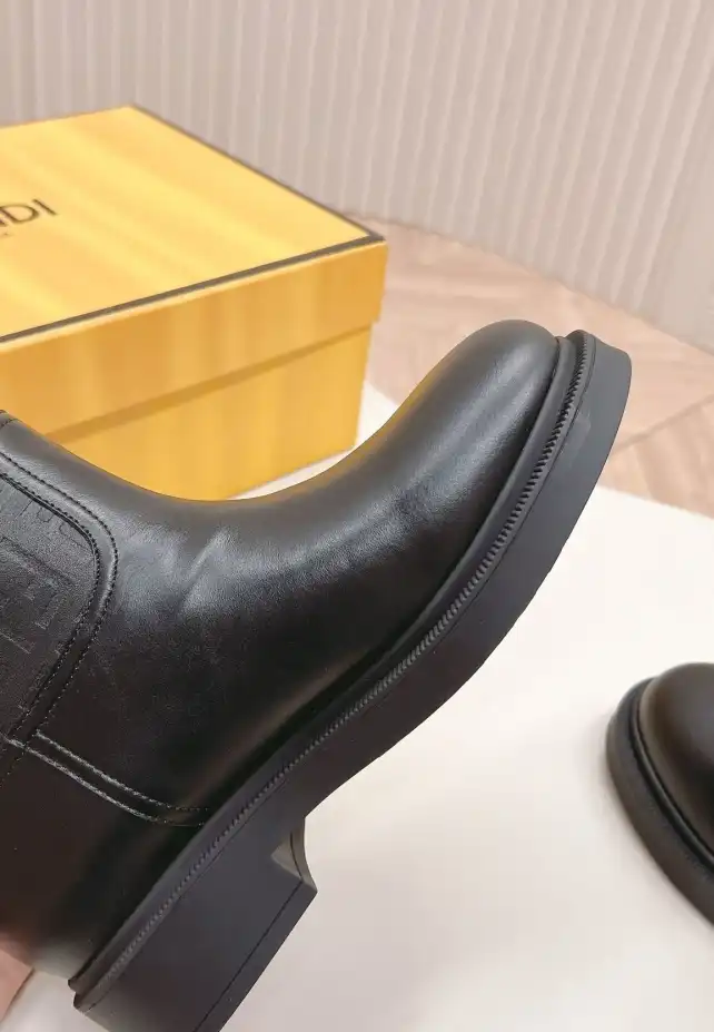 hype Fendi Boots