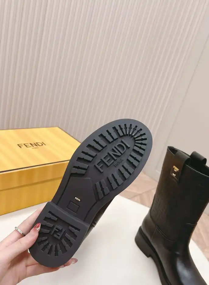 hype Fendi Boots