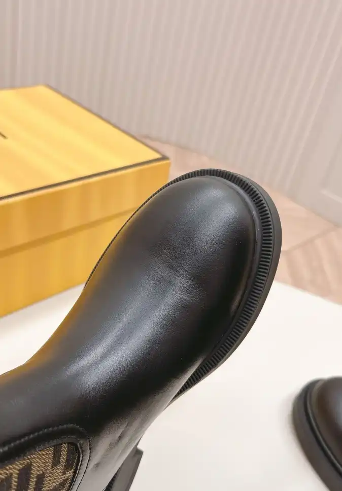 hype Fendi Boots