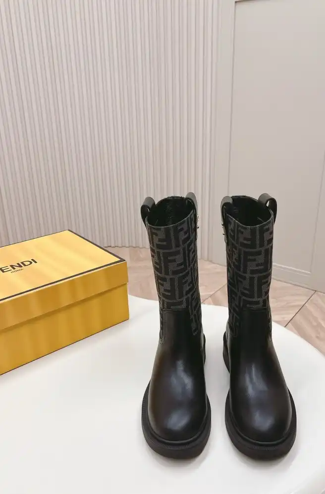 hype Fendi Boots