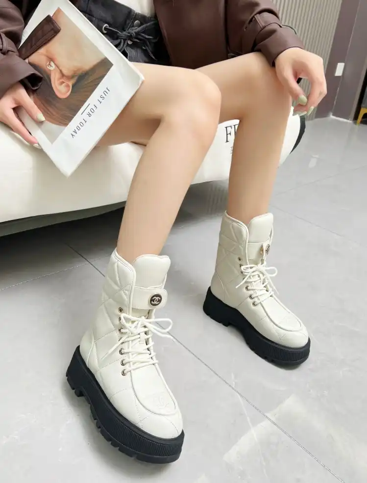 hype Chanel Boots