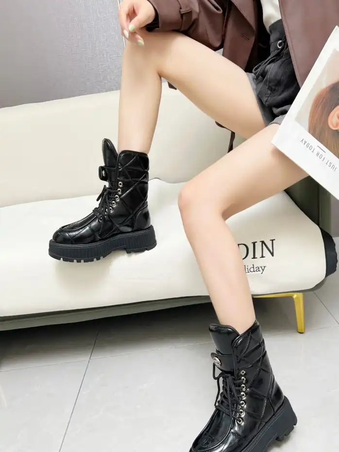 hype Chanel Boots