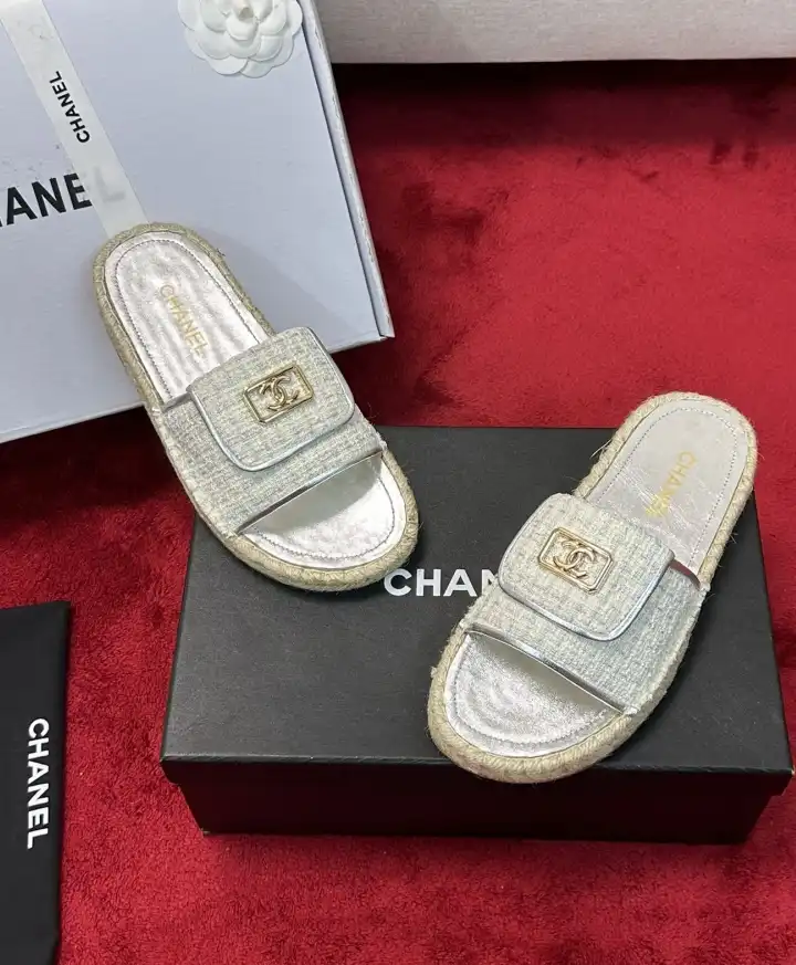 hype Chanel Slippers