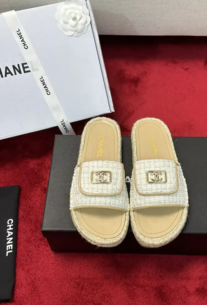 hype Chanel Slippers