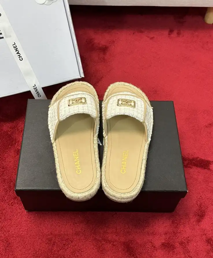 hype Chanel Slippers