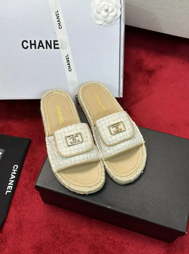 hype Chanel Slippers