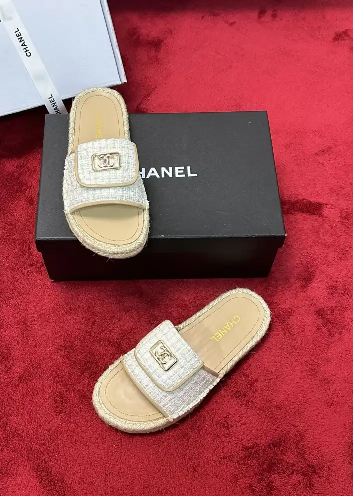 hype Chanel Slippers