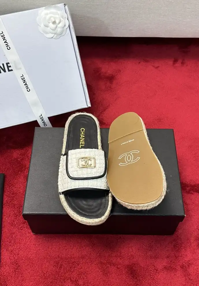 hype Chanel Slippers