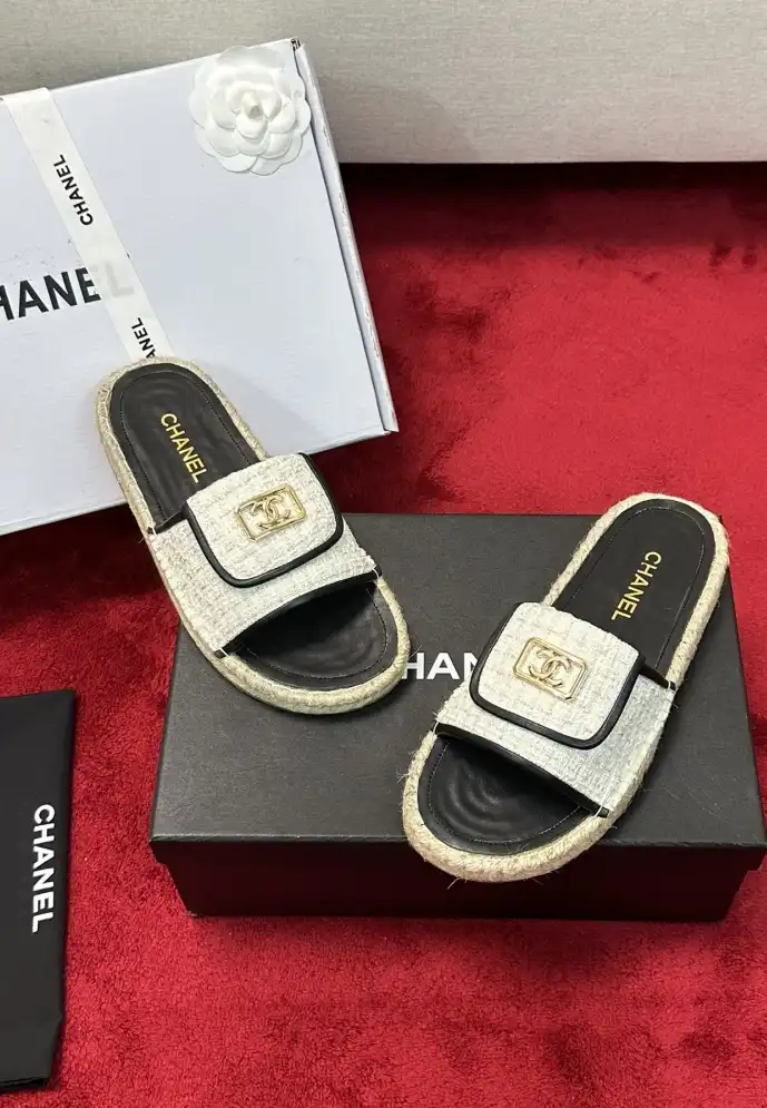 hype Chanel Slippers