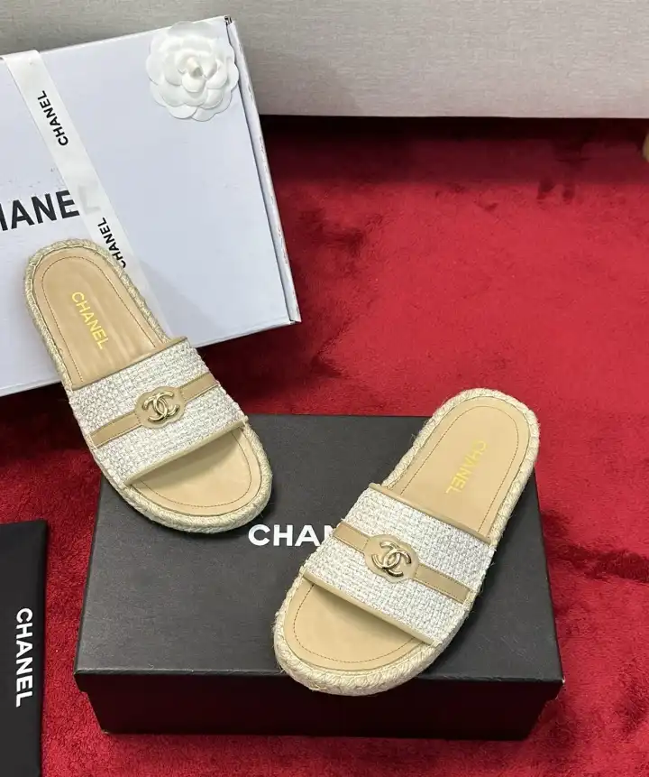 hype Chanel Slippers