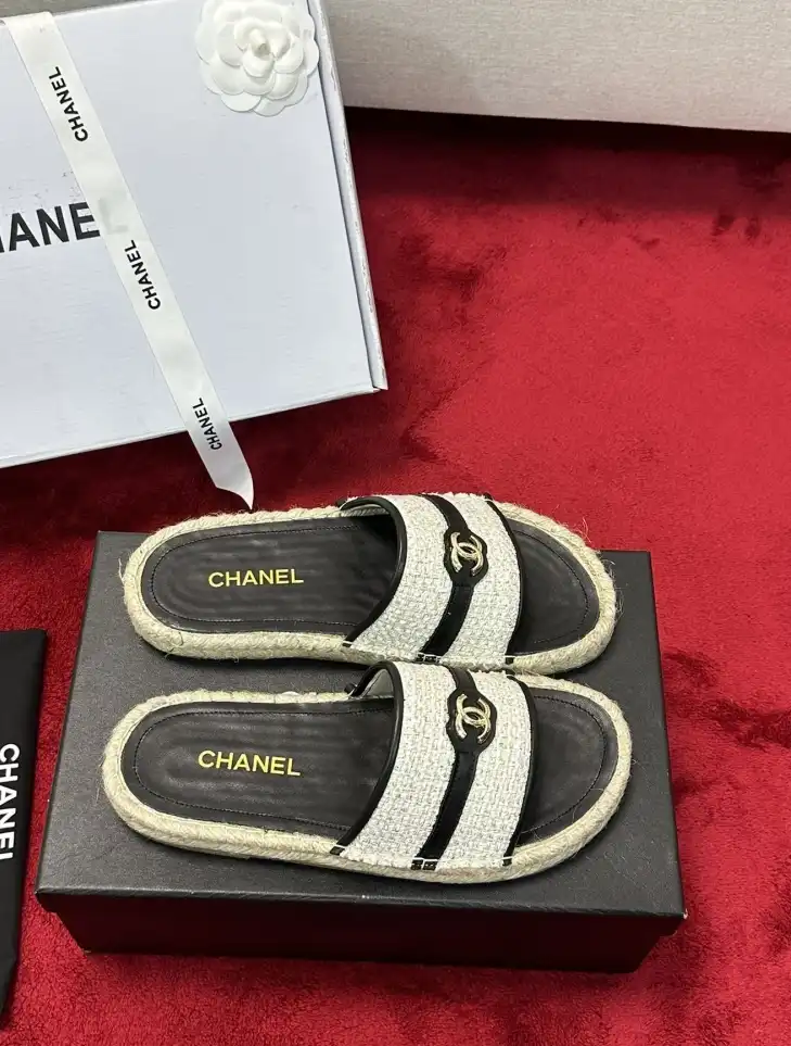 hype Chanel Slippers