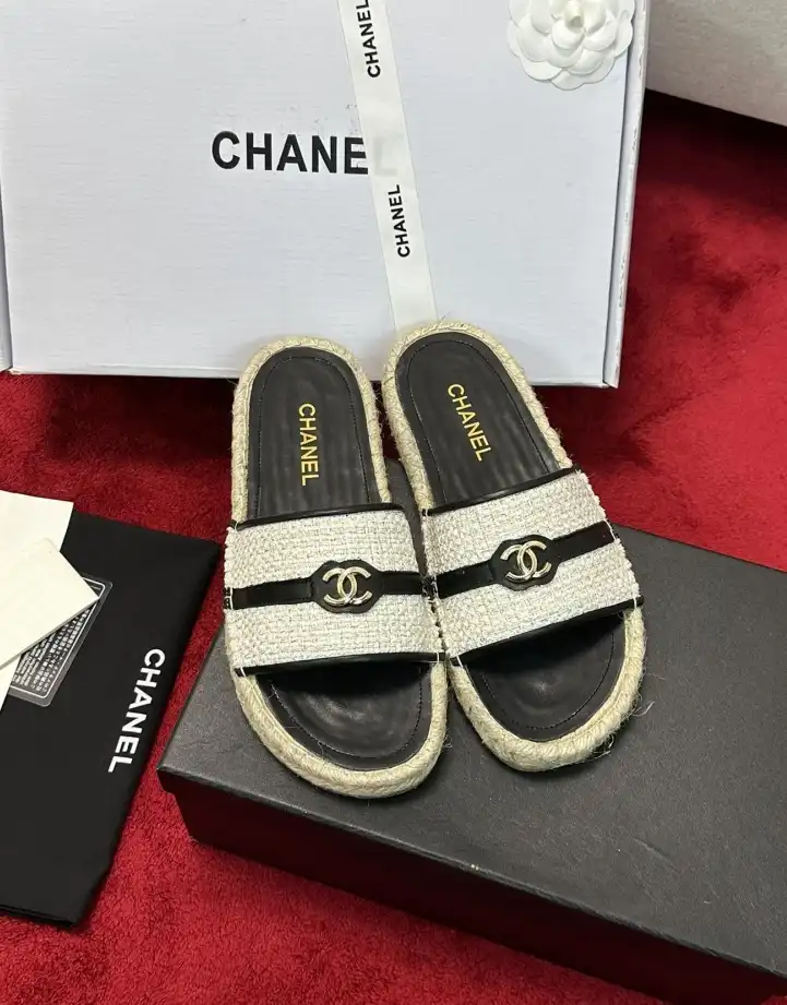 hype Chanel Slippers