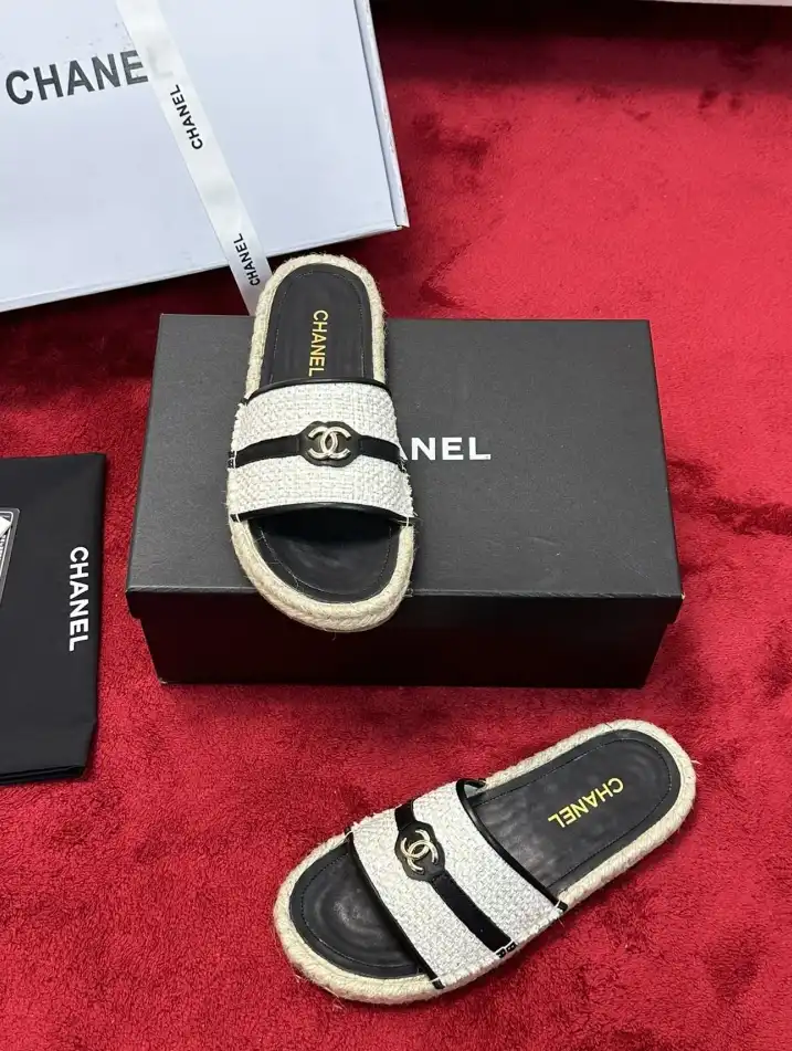 hype Chanel Slippers