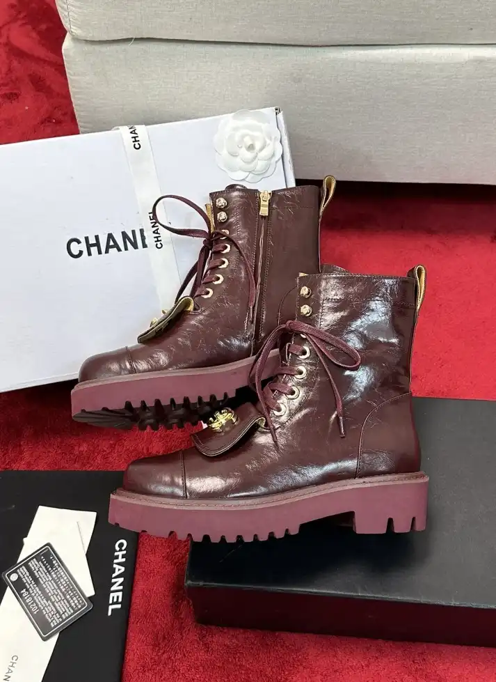 hype Chanel Boots