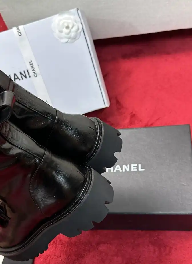 hype Chanel Boots