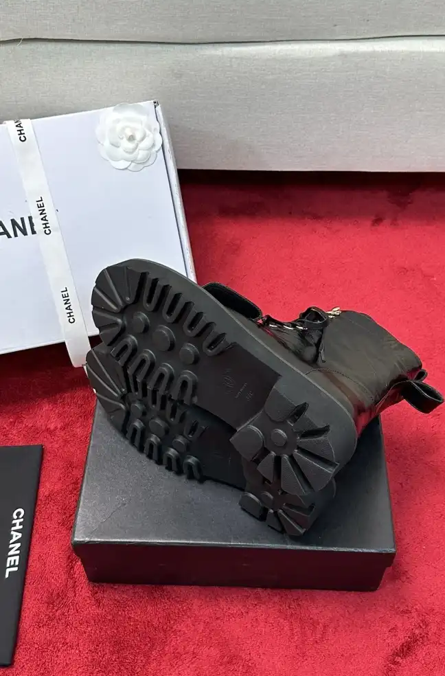 hype Chanel Boots