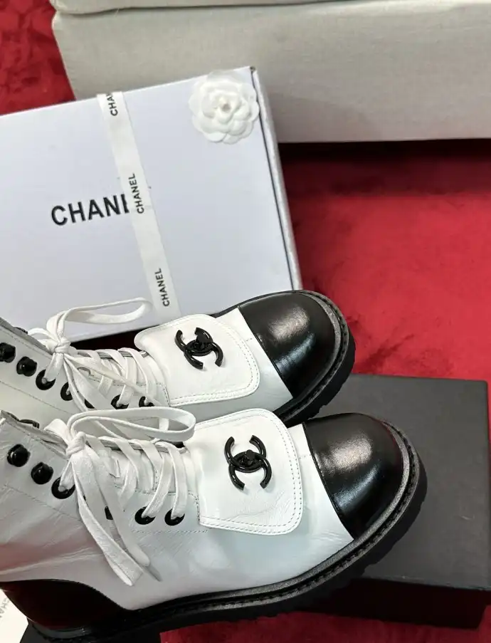 hype Chanel Boots