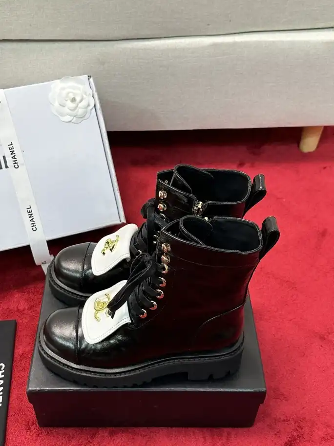 hype Chanel Boots